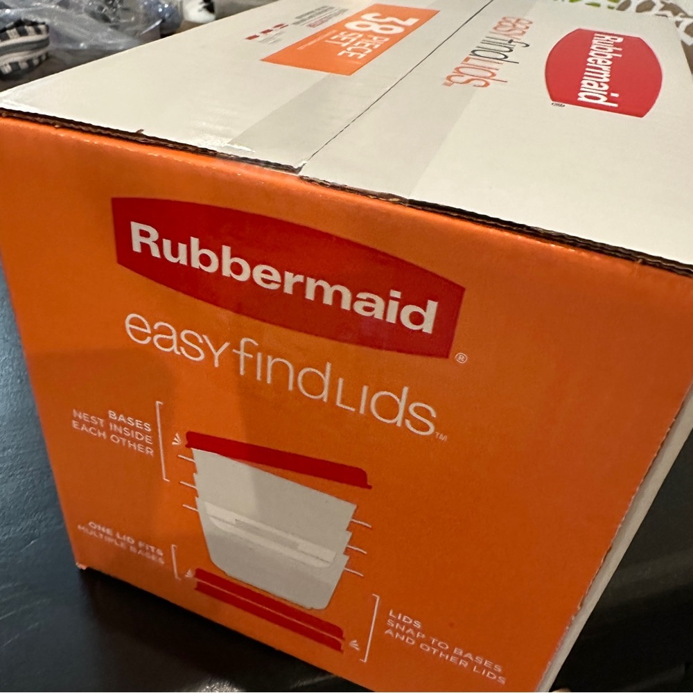 NEW Sealed Rubbermaid Easy Find Lids & Containers 38 pc Set - Picture 6 of 7